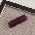 Détail de la barrette rectangulaire prune avec inscription dorée Barrette La France - Bordeaux