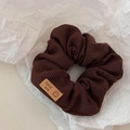 Elastico per capelli in maglia marrone con patch smiley per accessori capelli donna - Marrone