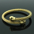 Pulsera de cable de acero inoxidable dorado para hombre con calaveras dobles y alambre - Dorado Estilo B (Extremo Calavera)