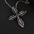 Collier avec pendentif croix gothique en acier inoxydable et pierre rouge sur fond noir - Pendentif Seul Couleur Acier (Sans Chaîne)