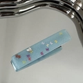 Pince à cheveux bleue pailletée en résine avec motifs papillons et breloque argent - Rectangle Y2K - Bleu