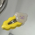 Y2K cute yellow wavy hair clip featuring a semi-transparent resin bear ornament - Y2K Bear BB Clip - Yellow