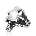 Vintage Punk Totenkopf Ring aus Titanstahl mit detaillierten Schnitzereien auf weißem Grund - US 10 / Stahlkralle