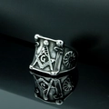 Vintage silver stainless steel Freemason ring featuring square, compass, and G logo - US 7 / Steel