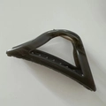 Pinza de pelo triangular grande y minimalista en gris oscuro translúcido para cabello - Gris