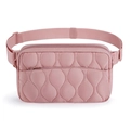 Detail van roze gewatteerde heuptas met verstelbare riem en golvende stikpatronen - 24x6x15.5cm / Roze
