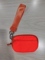 Wasserdichte orangefarbene Nylon-Geldbörse mit breiter Handgelenkschlaufe und Silberring - 15*9*2cm / Rot