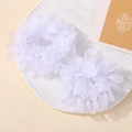 Paio di elastici bianchi in chiffon con perle per bambine in un vassoio di ceramica - Bianco