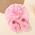 Conjunto de gorro turbante y calcetines rosas para bebé con flores 3D suaves - Conjuntos / Rosa