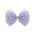 Détail du nœud papillon en mousseline lavande avec paillettes dorées et résille - Violet