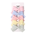 Lot de cinq barrettes à cheveux en tissu aux tons pastel sur carte de présentation - Style Uni Brillant (2)