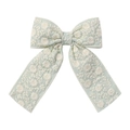 Détail d'un nœud à cheveux vert menthe avec broderie marguerite et rubans en dentelle - Vert Menthe (19)