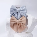 Lot de deux barrettes à nœud en satin fait main en bleu clair et rose poudré - Pinces à Cheveux Nœud (FJ396-2K) / Bleu Clair et Rose Chair