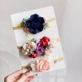 Three-piece set of nylon baby headbands with large fabric flowers for holiday photoshoots - Style 3E