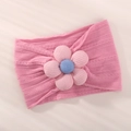Rosa Baby Stirnband aus weichem Nylon mit Strickblume und gerippter Stoffstruktur - Rosérot (4117-13)
