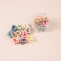 Mini pinzas para el cabello de corazón en colores macaron en caja de regalo clara - Estilo Corazón / Serie Macaron