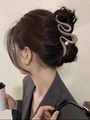 Pince à cheveux mate beige en forme de S avec perle pour coiffures élégantes - Style Vague Café Clair (11CM)