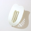Portasapone bianco a forma di cuore con griglia di drenaggio e design moderno - Confezione sfusa / Bianco Crema Opaco