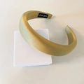 Serre-tête large en satin doré olive avec étiquette faite main et rembourrage - #24 Nouveau Bandeau En Éponge - Vert Olive