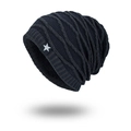 Bonnet d'hiver en tricot noir avec étiquette étoile et doublure polaire chaude - Bleu Marine