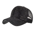 Schwarze Baseballkappe mit Strasssteinen und Mesh-Rückseite für optimalen Sonnenschutz - Schwarz
