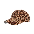 Cappellino da baseball classico a sei pannelli con stampa leopardata su sfondo bianco - caffè