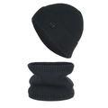 Set invernale con berretto nero e scaldacollo in maglia a coste con etichetta moda - Nero
