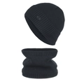 Set invernale con berretto nero e scaldacollo in maglia con etichetta alla moda - Nero