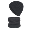 Set berretto e scaldacollo in maglia a coste nere spesse con dettaglio etichetta moda - Cappello + Scaldacollo Set da 2 pezzi / grigio scuro