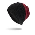 Berretto invernale in maglia di ciniglia con design color block nero rosso e pile - Stile Foderato in Pile / Borgogna