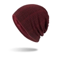 Gorro de punto slouchy en rojo oscuro y negro con forro polar cálido para invierno - Burdeos