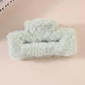 Pince à cheveux rectangulaire en peluche vert menthe avec fausse fourrure douce - Vert clair