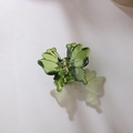 Translucent green butterfly hair claw clip with golden spring for half-up hairstyles - 5cm / Green