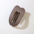 Fermaglio per capelli opaco marrone moka con design ovale traforato per acconciature - Confezione sfusa / Caffè Scuro Opaco