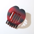 Molletta per capelli a cuore opaca con sfumatura rosso-nera e trama vintage cava - Rosso Vino Opaco