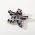 Starfish hair claw clip with tortoise shell pattern in grey-brown for thick hair - Glossy White Leopard