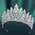 Barocke silberne Brautkrone mit funkelnden Kristallblättern und Zirkonia - Silber mit weißem Strass