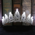 Lussuosa corona da sposa a LED con strass bianchi scintillanti e cristallo a pera - Base Argento Luce Bianca