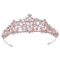 Roségoldene Brautkrone mit Blattmotiven, Straßsteinen und Kristallperlen auf weißem Grund - Roségold (Roségold Weiß Strass)