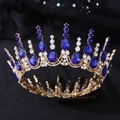 Macro di corona da sposa con cristalli blu a goccia e dettagli in metallo dorato - Oro con strass blu