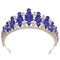 Dettaglio di tiara da sposa in lega dorata con strass blu navy e cristalli trasparenti - KC Oro Strass Chiaro e Blu