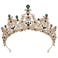 Detalle de corona dorada vintage con gemas verdes y diamantes de imitación claros - Oro Blanco y Verde Diamantes de Imitación