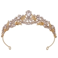 Détail du diadème de mariée en alliage doré avec motifs de feuilles et strass goutte - KC Or Strass Blanc