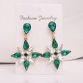 Detail of luxury star-shaped snowflake earrings with forest green and clear crystals - Gold Color (White And Green Rhinestone)