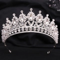 Elegant silver bridal tiara crown with pear-shaped crystals and shimmering diamonds - Handmade / Silver White Rhinestone