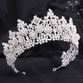 Squisita tiara nuziale europea con zirconi scintillanti su seta nera elegante - Stile Argento Strass Bianco (H1455)