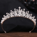 Eleganter silberner Brautkronen-Tiara mit funkelnden Kristall-Strasssteinen für Hochzeitslook - Dickes Silber Weißer Strass