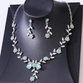 Set gioielli da sposa in argento con collana e orecchini a fiori con strass verde menta - Argento Bianco con Strass Verde