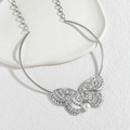 Collana girocollo vintage con farfalla e perla in acciaio inossidabile argento elegante - Color Acciaio