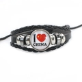 Détail d'un bracelet multicouche en cuir avec dôme en verre I Love China et perles - Amour Chine Cinq Étoiles (7)